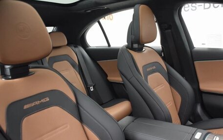 Mercedes-Benz E-Класс AMG, 2025 год, 209 768 рублей, 15 фотография