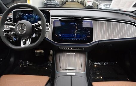 Mercedes-Benz E-Класс AMG, 2025 год, 209 768 рублей, 18 фотография