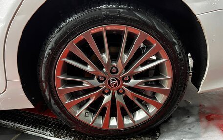 Toyota Camry, 2019 год, 2 240 000 рублей, 9 фотография