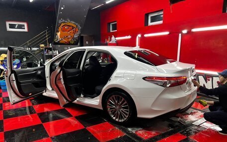 Toyota Camry, 2019 год, 2 240 000 рублей, 13 фотография