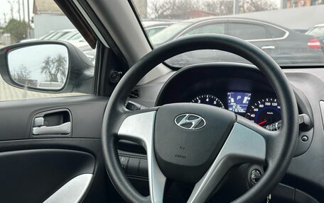 Hyundai Solaris II рестайлинг, 2011 год, 829 900 рублей, 11 фотография