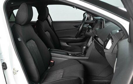 Mazda CX-4, 2022 год, 3 024 000 рублей, 8 фотография