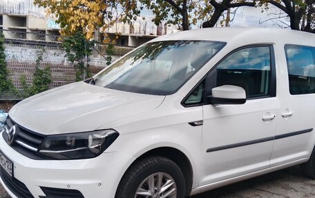 Volkswagen Caddy IV, 2016 год, 2 000 000 рублей, 2 фотография