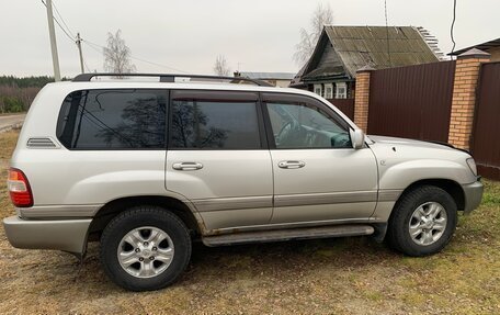 Toyota Land Cruiser 100 рестайлинг 2, 2006 год, 1 550 000 рублей, 4 фотография