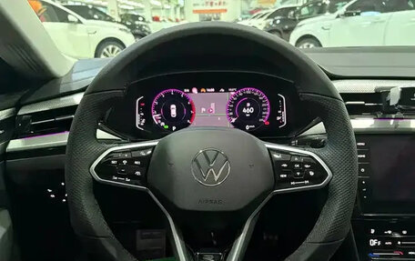 Volkswagen Passat CC, 2025 год, 4 608 000 рублей, 10 фотография