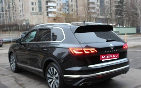 Volkswagen Touareg III, 2018 год, 5 300 000 рублей, 7 фотография