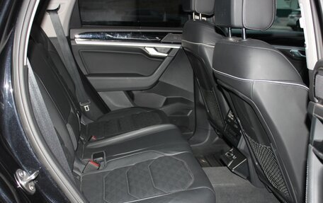 Volkswagen Touareg III, 2018 год, 5 300 000 рублей, 16 фотография