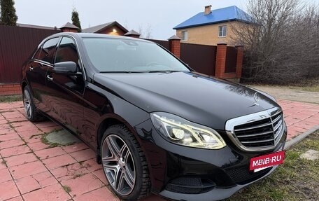 Mercedes-Benz E-Класс, 2013 год, 2 090 000 рублей, 3 фотография