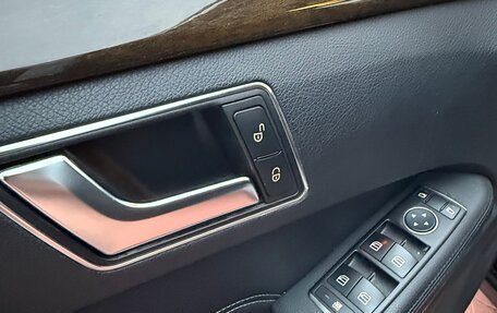 Mercedes-Benz E-Класс, 2013 год, 2 090 000 рублей, 17 фотография