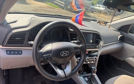 Hyundai Elantra VI рестайлинг, 2020 год, 1 180 000 рублей, 6 фотография