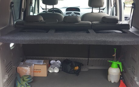 Renault Kangoo II рестайлинг, 2010 год, 670 000 рублей, 10 фотография