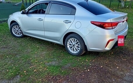 KIA Rio IV, 2018 год, 1 430 000 рублей, 3 фотография