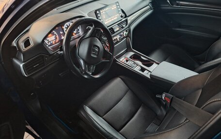 Honda Accord IX рестайлинг, 2018 год, 2 890 000 рублей, 31 фотография