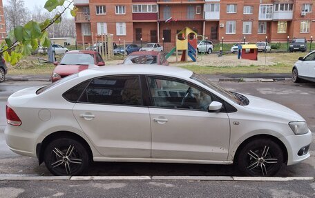 Volkswagen Polo VI (EU Market), 2013 год, 500 000 рублей, 3 фотография
