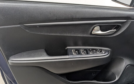 KIA Rio IV, 2021 год, 935 000 рублей, 18 фотография