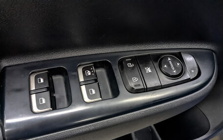 KIA Rio IV, 2021 год, 935 000 рублей, 23 фотография