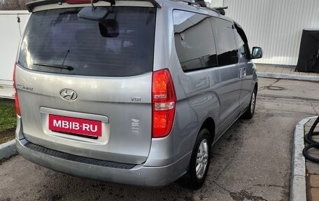 Hyundai Grand Starex Grand Starex I рестайлинг 2, 2016 год, 2 350 000 рублей, 7 фотография