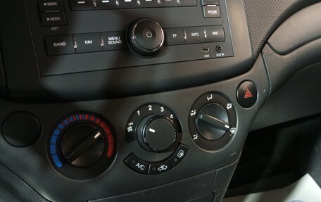 Chevrolet Aveo III, 2011 год, 500 000 рублей, 13 фотография