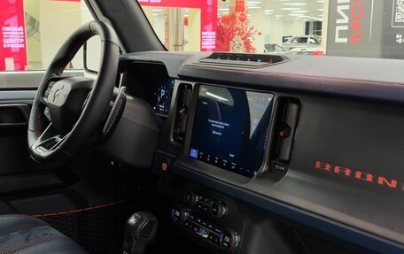 Ford Bronco, 2025 год, 15 690 000 рублей, 38 фотография