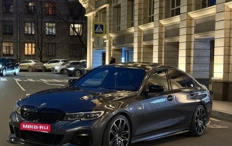 BMW 3 серия, 2019 год, 3 390 000 рублей, 13 фотография