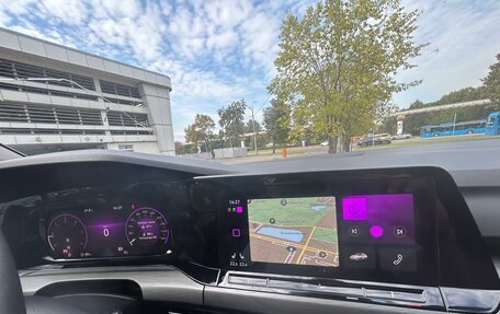 Volkswagen Golf VIII, 2021 год, 3 100 000 рублей, 12 фотография