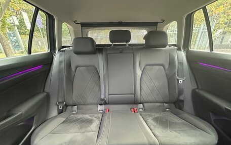 Volkswagen Golf VIII, 2021 год, 3 100 000 рублей, 10 фотография