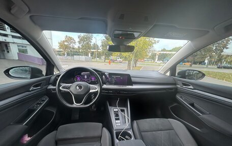 Volkswagen Golf VIII, 2021 год, 3 100 000 рублей, 11 фотография