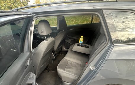 Volkswagen Golf VIII, 2021 год, 3 100 000 рублей, 13 фотография