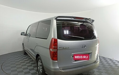 Hyundai Grand Starex Grand Starex I рестайлинг 2, 2018 год, 3 513 950 рублей, 11 фотография