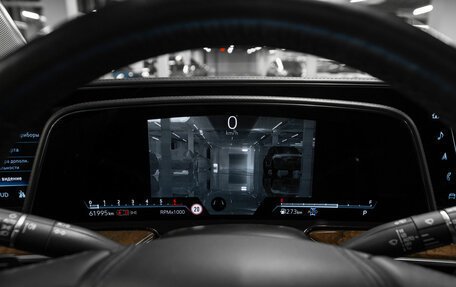 Cadillac Escalade V, 2021 год, 11 200 000 рублей, 13 фотография