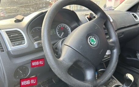 Skoda Fabia II, 2007 год, 300 000 рублей, 18 фотография