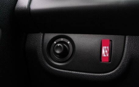 Renault Sandero II рестайлинг, 2014 год, 620 000 рублей, 16 фотография