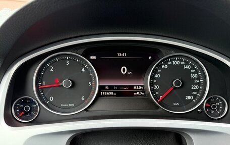 Volkswagen Touareg III, 2016 год, 3 500 000 рублей, 4 фотография