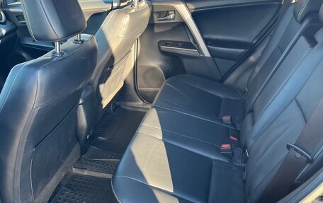 Toyota RAV4, 2017 год, 2 100 000 рублей, 7 фотография