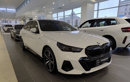 BMW 5 серия, 2024 год, 10 820 000 рублей, 3 фотография