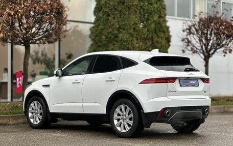 Jaguar E-Pace, 2018 год, 2 850 000 рублей, 4 фотография