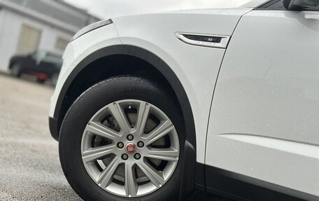 Jaguar E-Pace, 2018 год, 2 850 000 рублей, 9 фотография