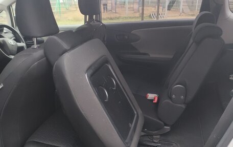 Toyota Wish II, 2010 год, 1 100 000 рублей, 9 фотография