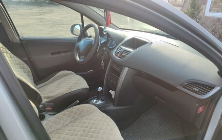 Peugeot 207 I, 2010 год, 470 000 рублей, 2 фотография