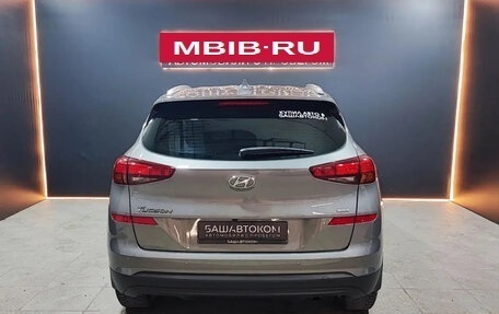 Hyundai Tucson III, 2019 год, 2 400 000 рублей, 3 фотография
