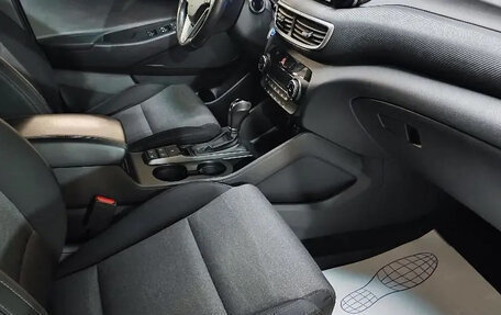 Hyundai Tucson III, 2019 год, 2 400 000 рублей, 8 фотография