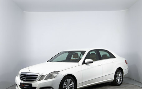 Mercedes-Benz E-Класс, 2012 год, 1 378 000 рублей, 1 фотография