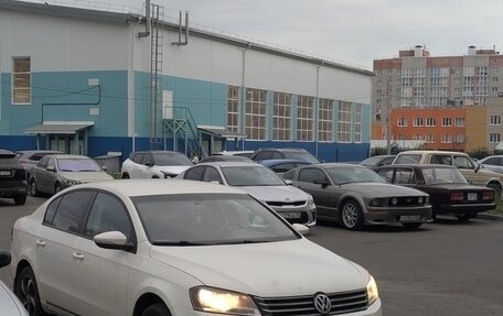 Volkswagen Passat B7, 2011 год, 900 000 рублей, 1 фотография