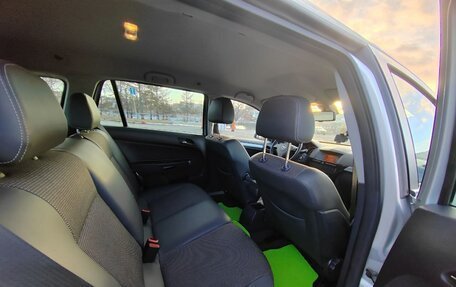 Opel Astra H, 2011 год, 700 000 рублей, 10 фотография