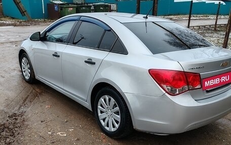 Chevrolet Cruze II, 2009 год, 473 000 рублей, 4 фотография