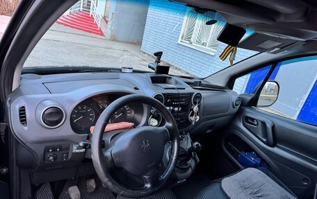 Peugeot Partner II рестайлинг 2, 2011 год, 850 000 рублей, 10 фотография