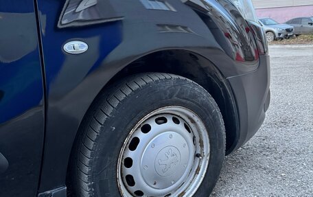 Peugeot Partner II рестайлинг 2, 2011 год, 850 000 рублей, 14 фотография