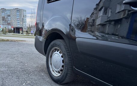 Peugeot Partner II рестайлинг 2, 2011 год, 850 000 рублей, 15 фотография