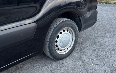 Peugeot Partner II рестайлинг 2, 2011 год, 850 000 рублей, 18 фотография