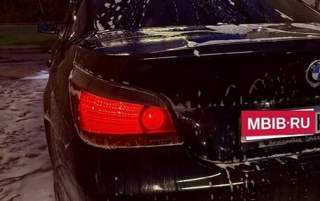 BMW 5 серия, 2003 год, 800 000 рублей, 2 фотография